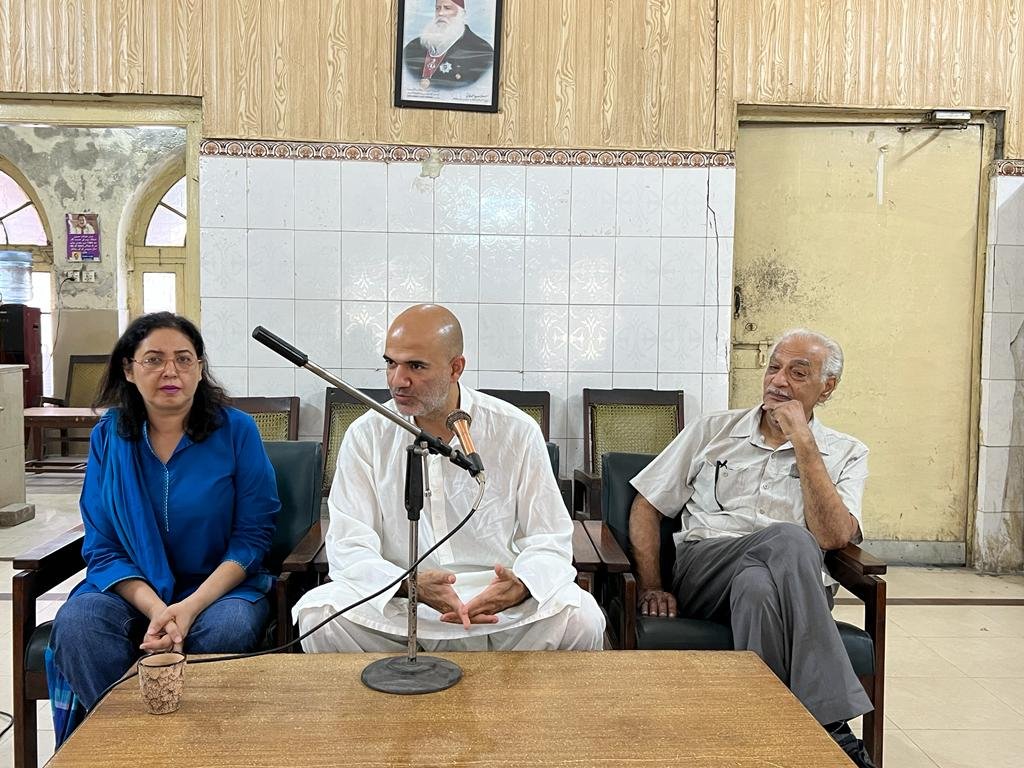 جمہوریت کی سمت درست کرنے میں اساتذہ اپنا کردار ادا کریں ۔۔عاصم سجاد ...